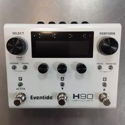 H90 Harmonizer Effects Pedal